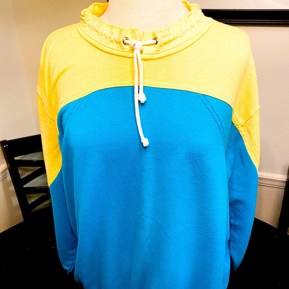 Hobie vintage sweatshirt